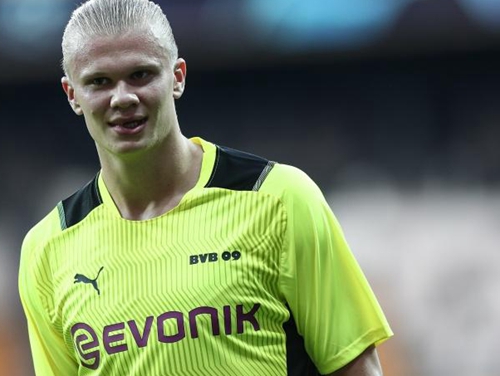 德天空：法比奥-席尔瓦对出场时间不满，考虑冬窗离开多特（德天空：出场机会偏少，法比奥-席尔瓦或在冬窗考虑离开多特）