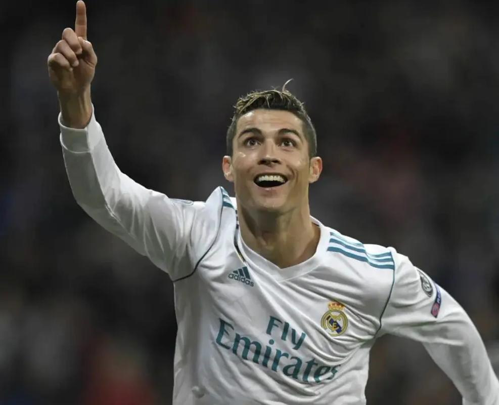 西媒：阿隆索未收到最后通牒，但老佛爷表示必须立即做出改变（西媒：阿隆索未收最后通牒，老佛爷要求立刻作出改变）