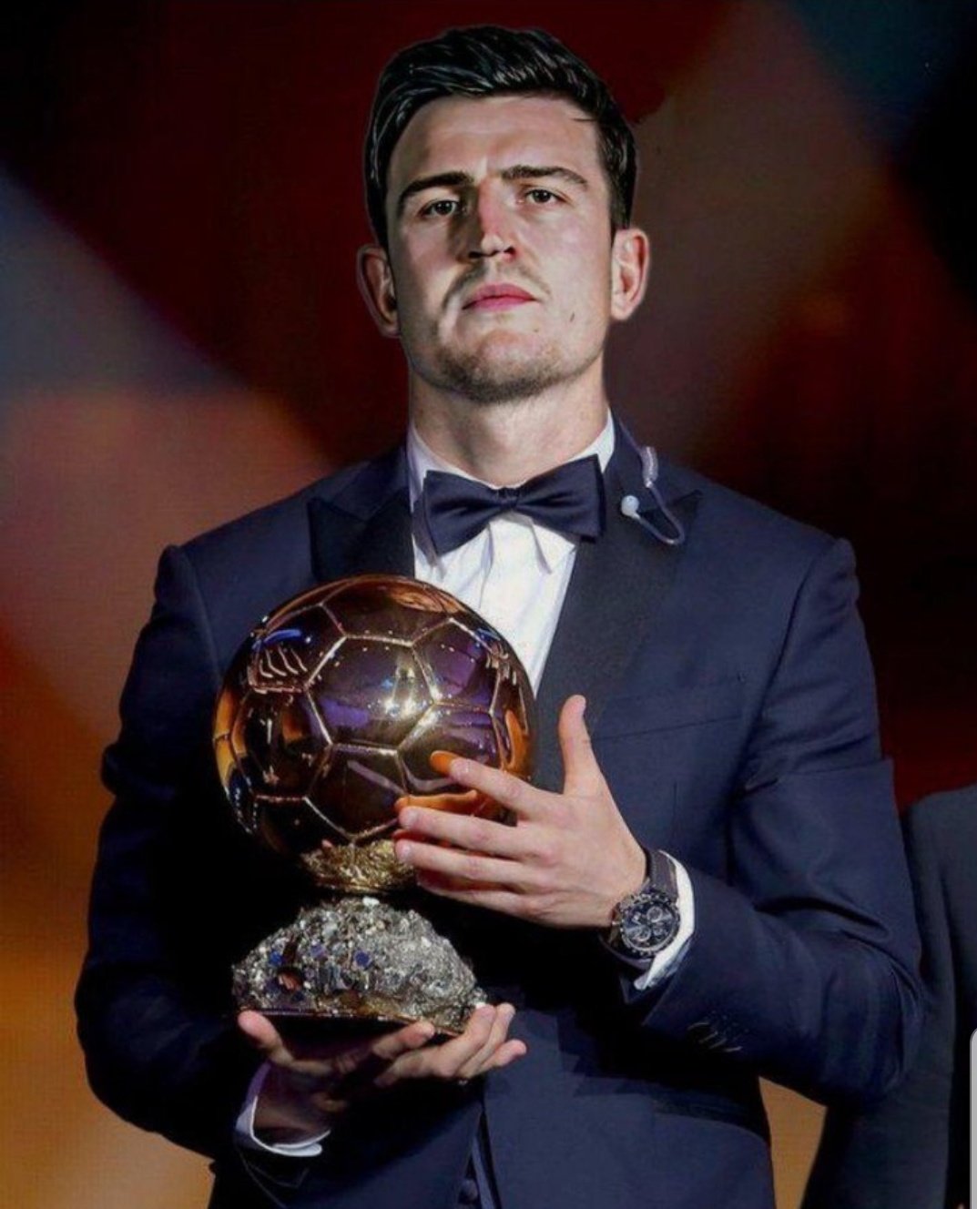 凯恩：赢得德甲冠军是今年最佳足球时刻，那份喜悦难以言表（凯恩：德甲夺冠是我今年的足坛高光时刻，这份喜悦无以言表）