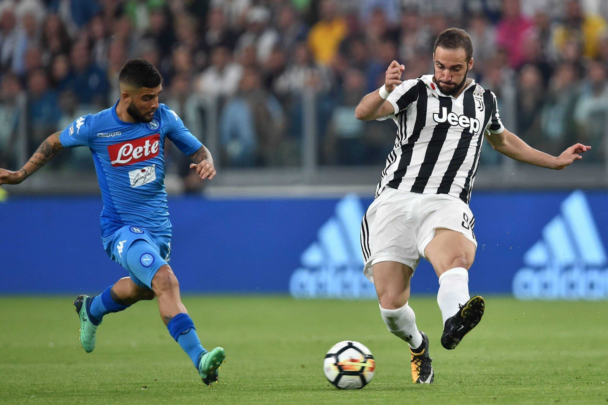 每体：考察埃永之外，巴萨也悄然盯上22岁喀麦隆中卫科托（每体：除考察埃永外，巴萨亦低调关注22岁喀麦隆中卫科托）