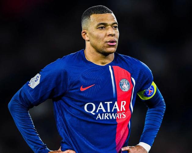 NBA球员专访：詹姆斯谈团队合作,（独家专访詹姆斯：畅谈团队协作之道）