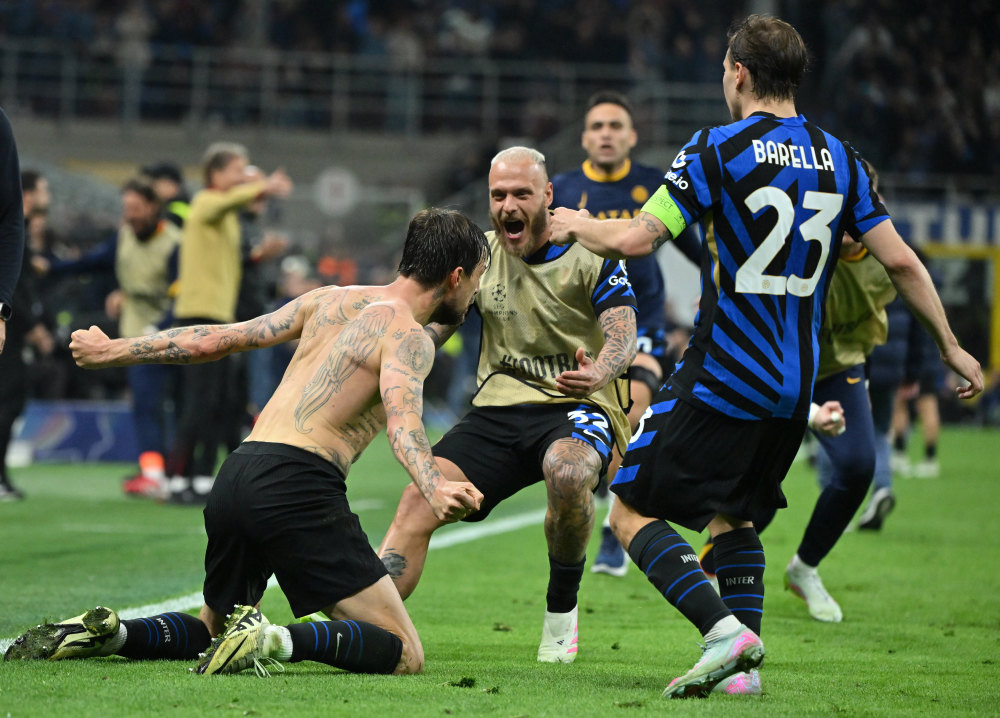 3战全胜！杨舒予9助攻卫冕冠军广东女篮大胜浙江 周琪22+6三分（广东女篮三连胜！卫冕冠军大胜浙江 杨舒予送出9助攻 周琪砍22分飙6记三分）